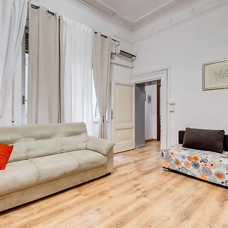 Relais - Opera House